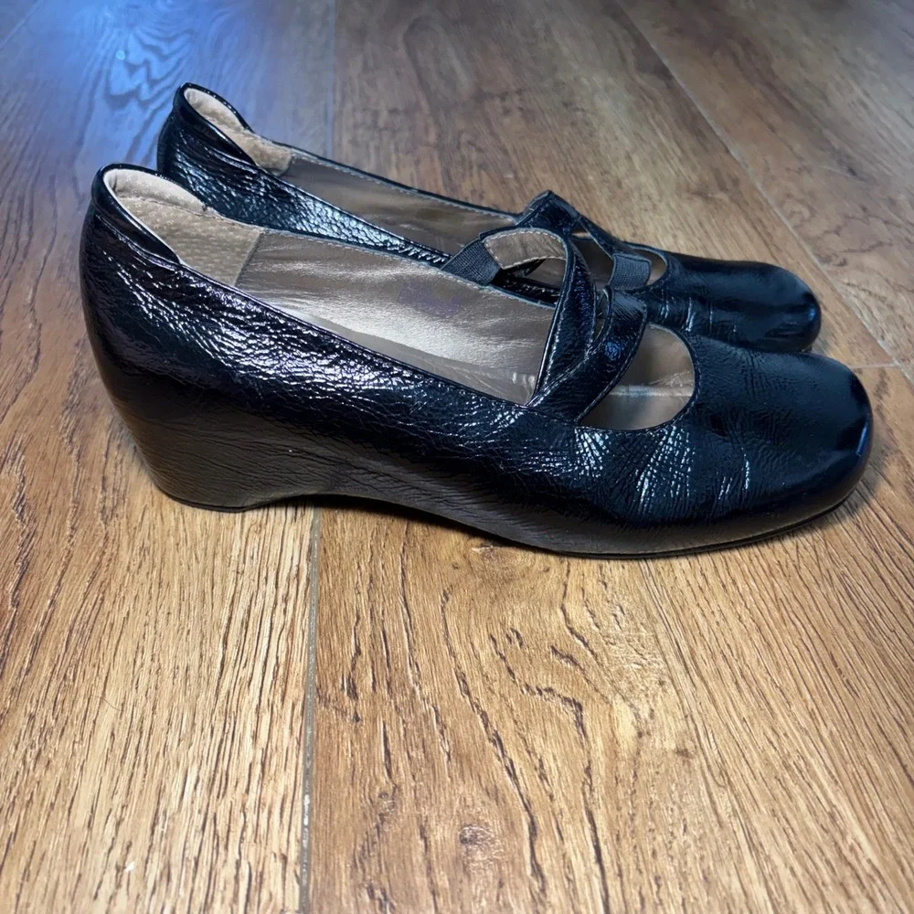Josef Seibel Black Patent Leather Crisscross Mary Jane Wedge Shoes US 7.5 /EU 38